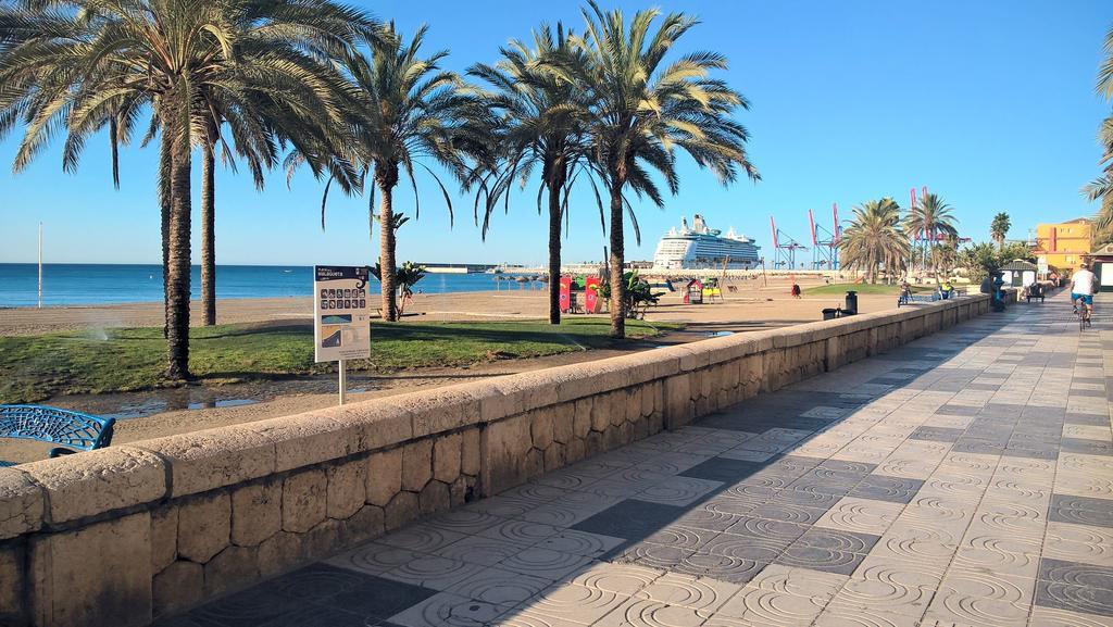Apartamento Malagueta Beach 10 Málaga Exteriör bild