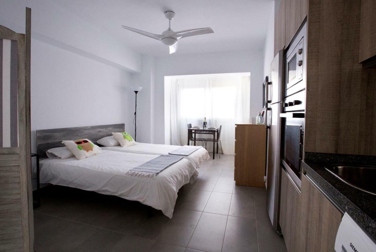 Apartamento Malagueta Beach 10 Málaga Exteriör bild